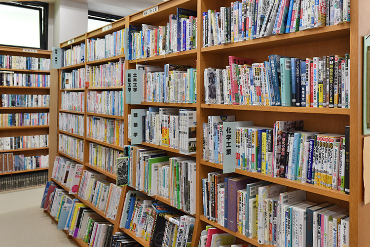 専門書 阿南町立図書館